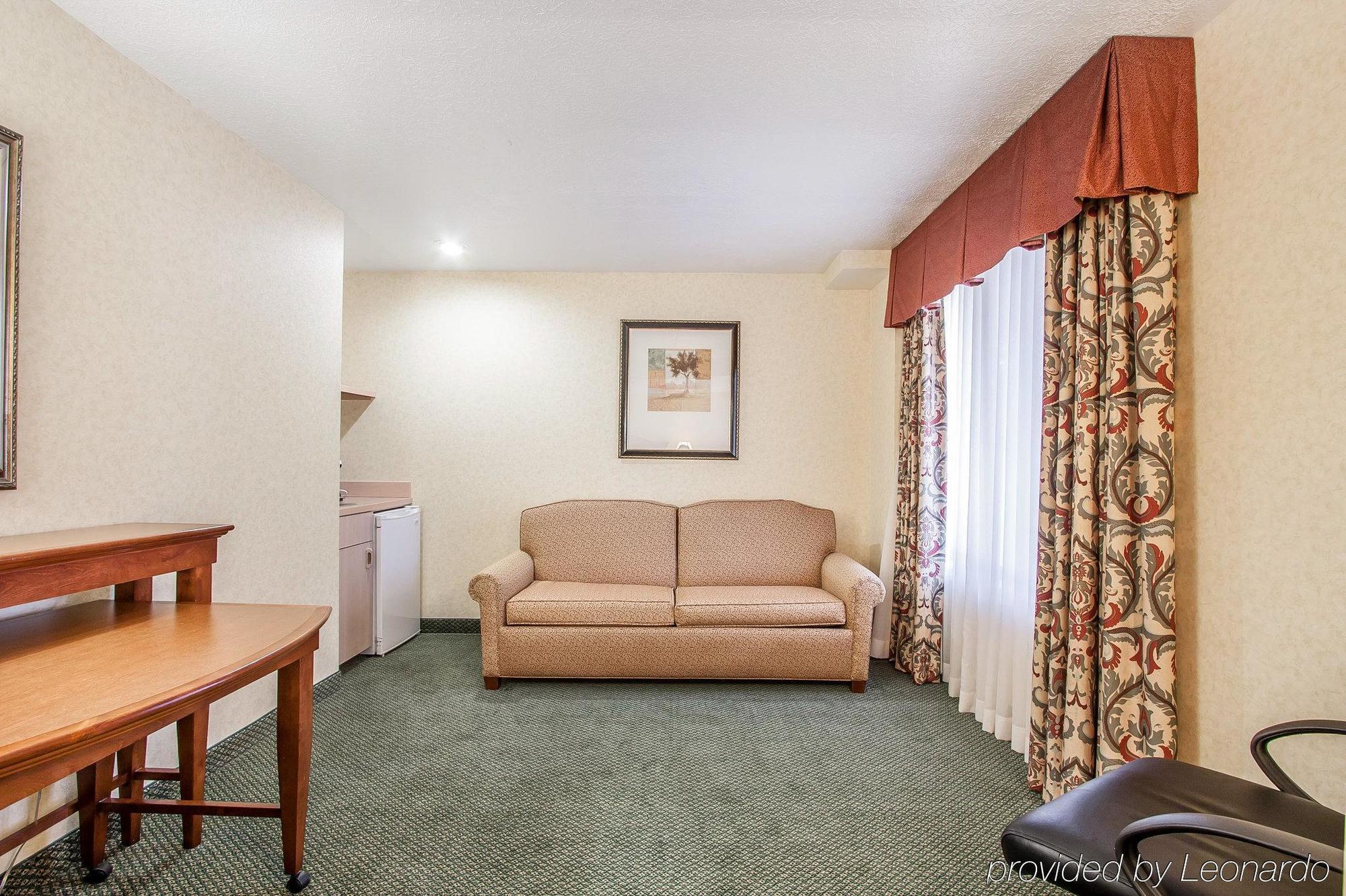 Comfort Inn Conference Center Hillsboro Exterior foto